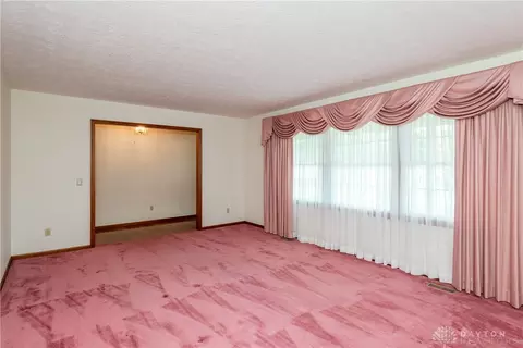 2820 Springfield Xenia Rd, Springfield, OH 45506 photo 9