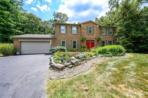 5992 Woodview Ln, Milford, OH 45150