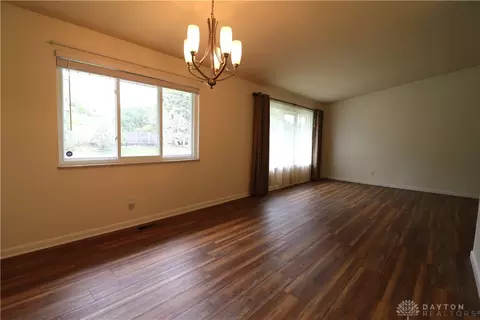 Living - 5574 Overbrooke Rd, Kettering, OH 45440 photo 3 of 6