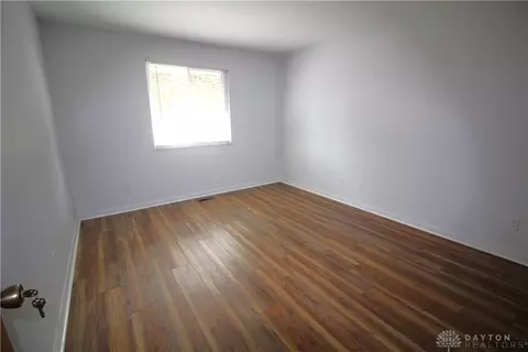 Bedroom - 5574 Overbrooke Rd, Kettering, OH 45440 photo 1 of 4