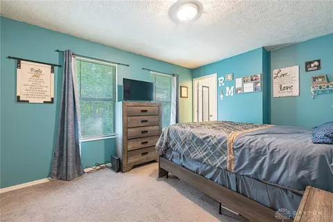 565 Williamsburg Ct, Cincinnati, OH 45244 photo 12