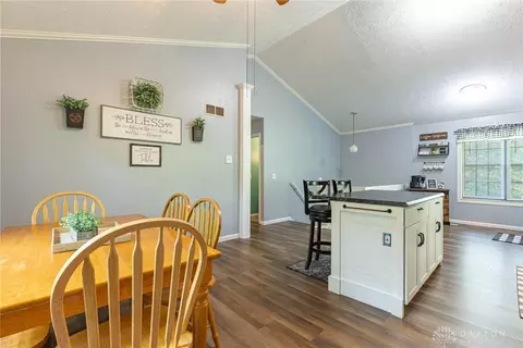 565 Williamsburg Ct, Cincinnati, OH 45244 photo 7