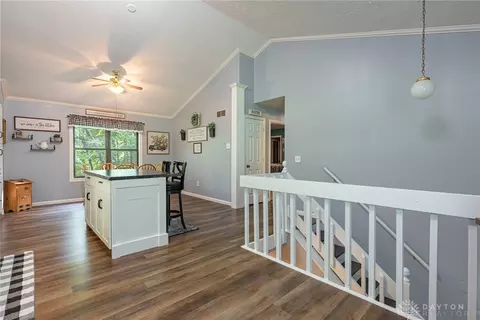 565 Williamsburg Ct, Cincinnati, OH 45244 photo 8