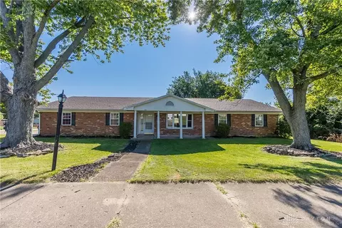 538 S Brown School Rd, Vandalia, OH 45377