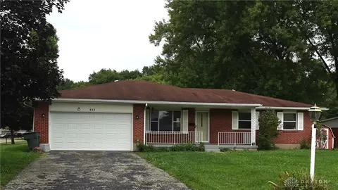 611 Congress Ct, Dayton, OH 45415