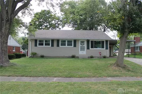 306 Victoria Dr, Greenville, OH 45331