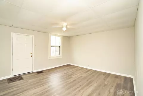 320 Pearl St, Reading, OH 45215 photo 3