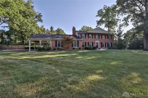 1800 Nimrod Blvd, Loveland, OH 45140