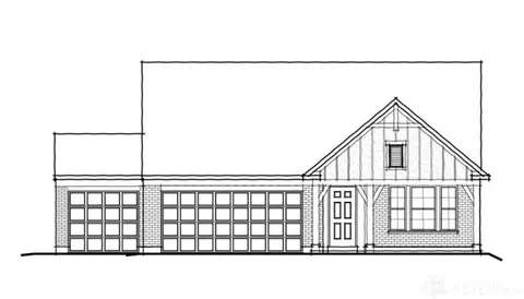 266 Quail Hollow Dr, Brookville, OH 45309