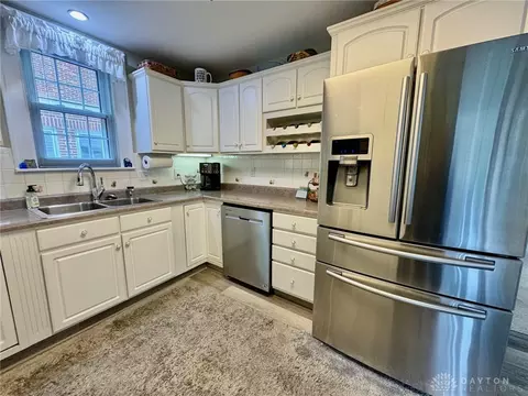 295 W Harding Rd, Springfield, OH 45504 photo 12