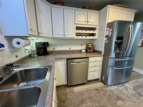 295 W Harding Rd, Springfield, OH 45504 photo 11