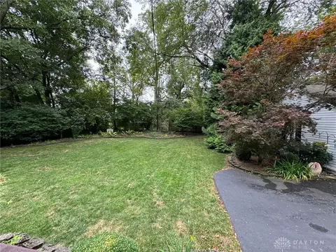 295 W Harding Rd, Springfield, OH 45504 photo 32