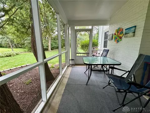 295 W Harding Rd, Springfield, OH 45504 photo 16
