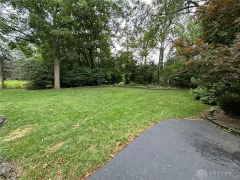 295 W Harding Rd, Springfield, OH 45504 photo 29