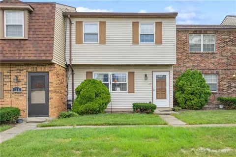120 Commons Ave, Englewood, OH 45322