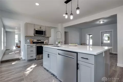 Kitchen - 320 E Franklin St, Troy, OH 45373 photo 6 of 7