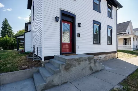 Exterior - 320 E Franklin St, Troy, OH 45373 photo 6 of 10