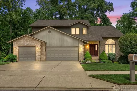 295 Crest Hill Ave, Vandalia, OH 45377