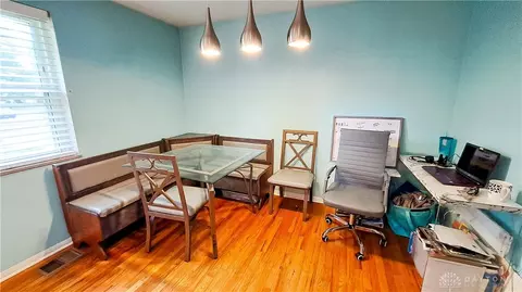 Dining - 783 Cloverview Ave, Springfield, OH 45231 photo 1 of 1