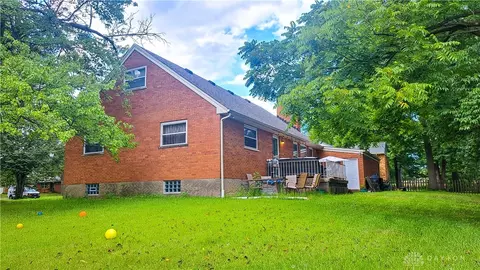 Exterior - 783 Cloverview Ave, Springfield, OH 45231 photo 2 of 3