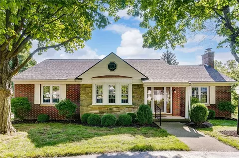 1203 N Sunset Dr, Piqua, OH 45356