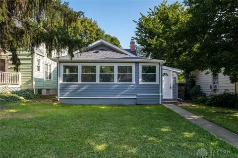 1557 Oakland Ave, Kettering, OH 45409