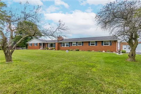 1685 Kiser Lake Rd, Saint Paris, OH 43072