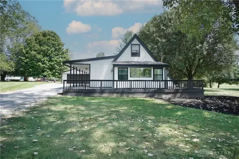 1563 Lorelei Dr, Fayetteville, OH 45118