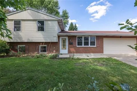 3061 E Stroop Rd, Kettering, OH 45440 photo 1