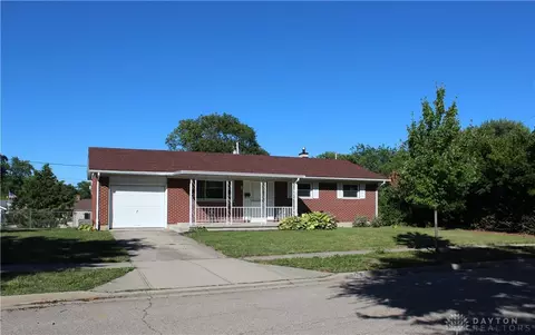 120 Hartman Ave, Tipp City, OH 45371