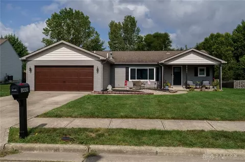 1445 Hunter Ct, Troy, OH 45373