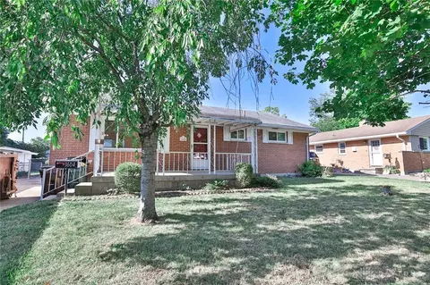 1604 Kantner Dr, Kettering, OH 45429