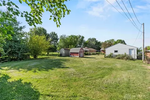 Exterior - 1604 Kantner Dr, Kettering, OH 45429 photo 6 of 11