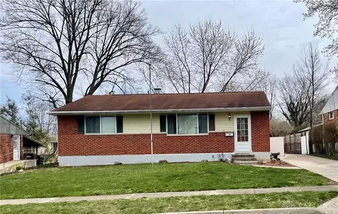 118 Stubbs Dr, Dayton, OH 45426