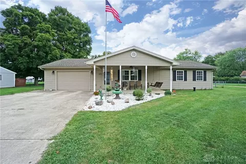 970 Sheri Ln, Carlisle, OH 45005