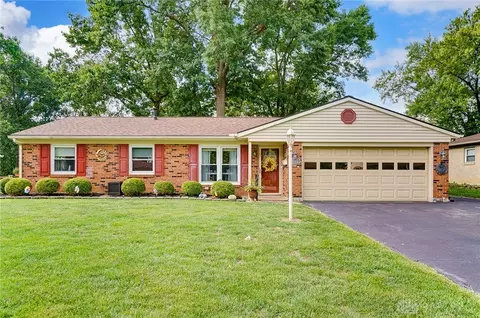 2760 Delavan Dr, Dayton, OH 45459