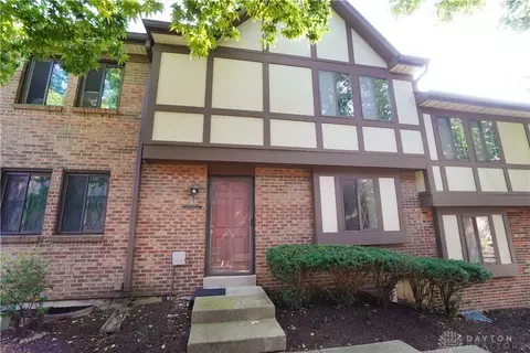 7582 Baron Ct, West Chester, OH 45069