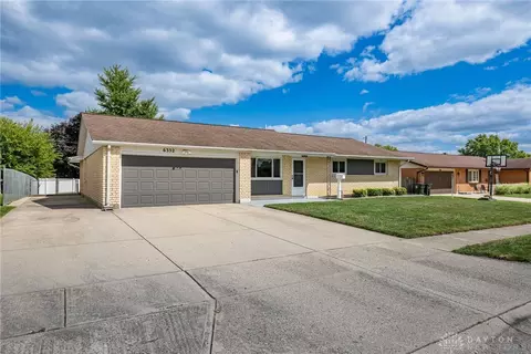 6332 Blue Ash Rd, Dayton, OH 45414