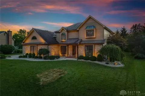 10267 Cherry Tree Ter, Washington Township, OH 45458