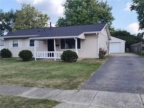 231 Thoreau Ln, Xenia, OH 45385