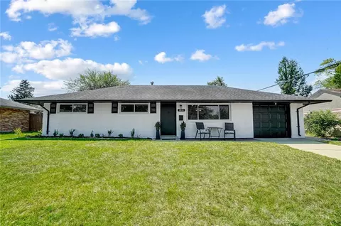 1816 Hillwood Dr, Dayton, OH 45439