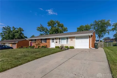 218 Lawrence Ave, Miamisburg, OH 45342
