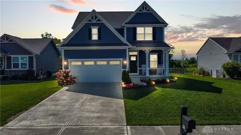 941 Cedar Grove Dr, Tipp City, OH 45371