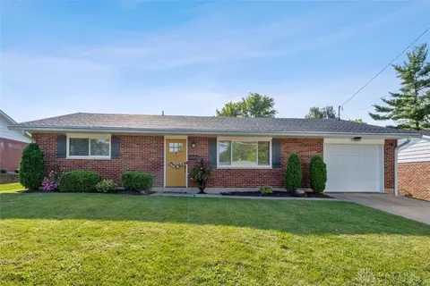 934 Carson Dr, Lebanon, OH 45036