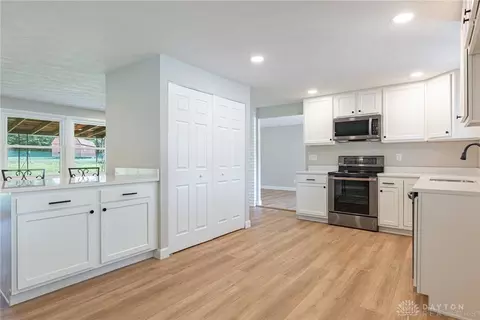 121 Cushwa Dr, Centerville, OH 45459 photo 4