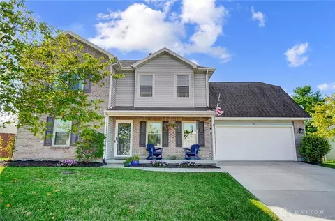 14 Larry Ct, Brookville, OH 45309