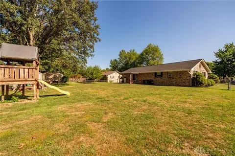 7372 Willow Dr, Blanchester, OH 45107 photo 31