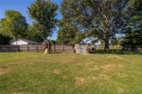 7372 Willow Dr, Blanchester, OH 45107 photo 33