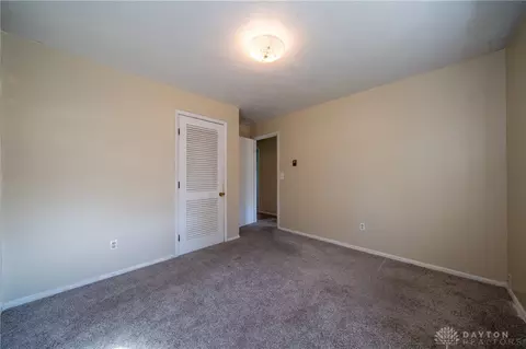 7372 Willow Dr, Blanchester, OH 45107 photo 17