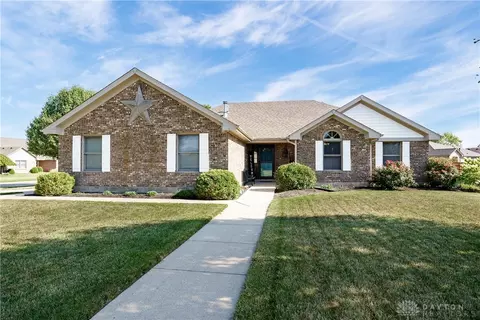 6394 Anvil Dr, Waynesville, OH 45068